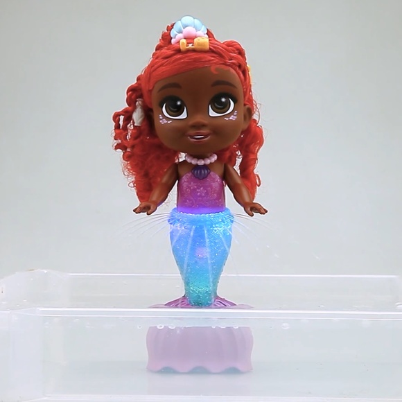 Disney Junior's Ariel Splash and Glow Doll 11 1/2'' New - Picture 3 of 7